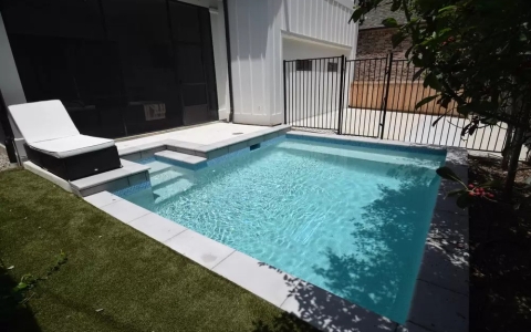 cocktail pool